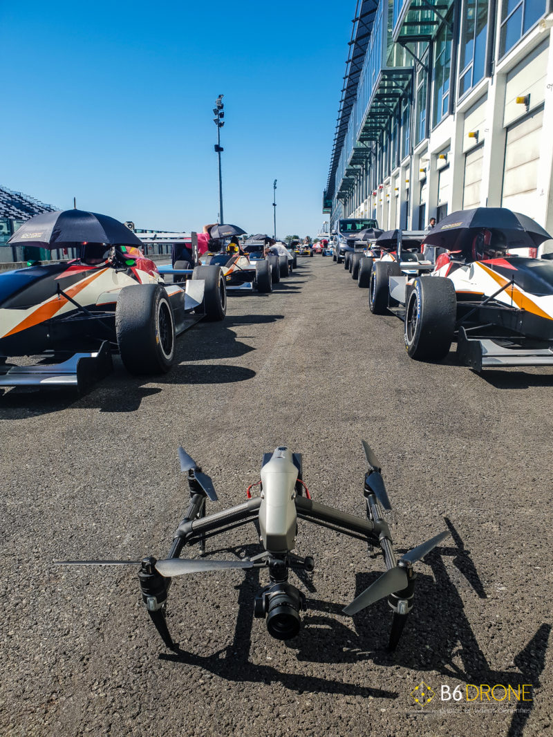 drone-circuit-course-voiture-race